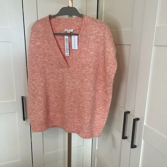 NWT Topshop Blush Knit V-Neck Vest in Pink - Picture 5 of 11